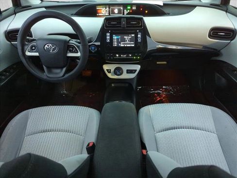 Used 2016 Toyota Prius Two image 16