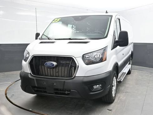 Used 2025 Ford Transit 250 Low Roof w/ Exterior Upgrade Package RWD image 2