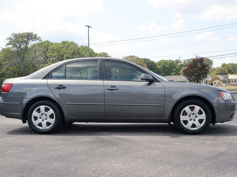 Used 2010 Hyundai Sonata GLS FWD image 6