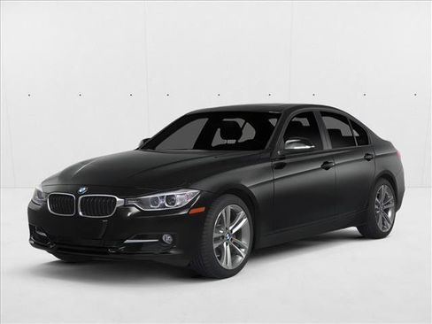 Used 2013 BMW 335i Sedan RWD image 1