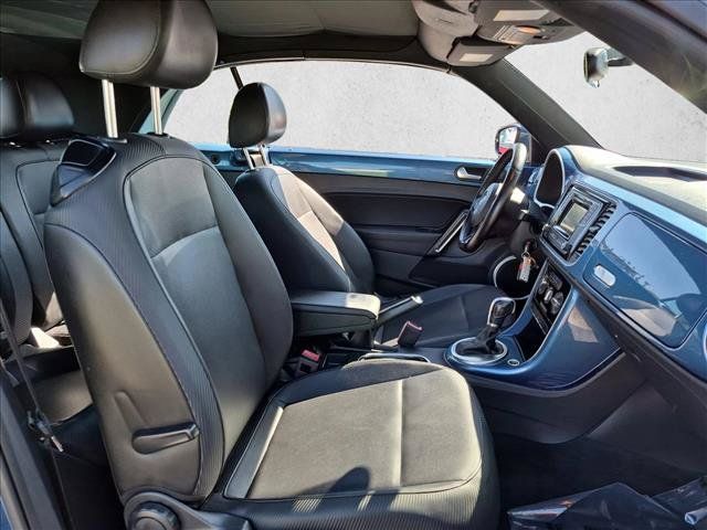 Used 2018 Volkswagen Beetle 2.0T FWD image 22