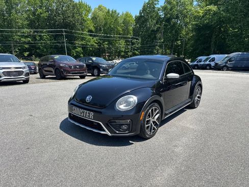 Used 2016 Volkswagen Beetle 1.8T Dune w/ Dune Technology Package FWD image 3