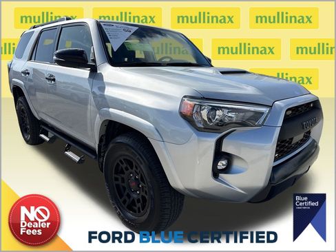 Used 2021 Toyota 4Runner Venture w/ Moonroof Package AWD/4WD image 1