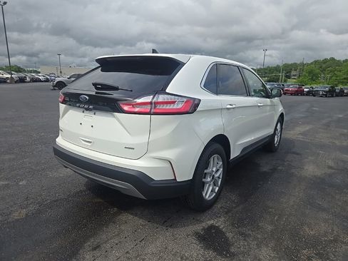 Used 2022 Ford Edge SEL w/ Convenience Package AWD/4WD image 3