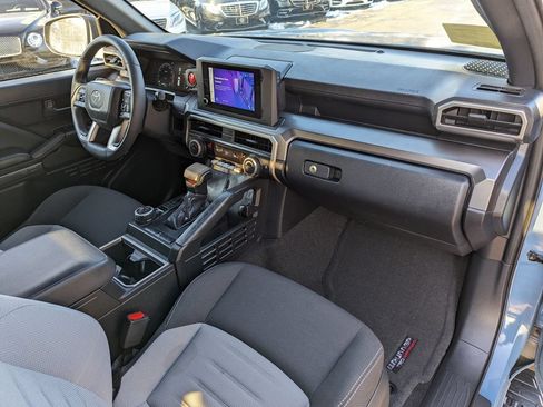 Used 2025 Toyota 4Runner TRD Off-Road AWD/4WD image 26