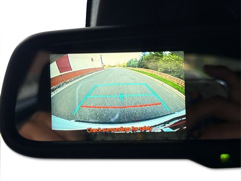 Used 2018 Toyota C-HR XLE FWD image 25