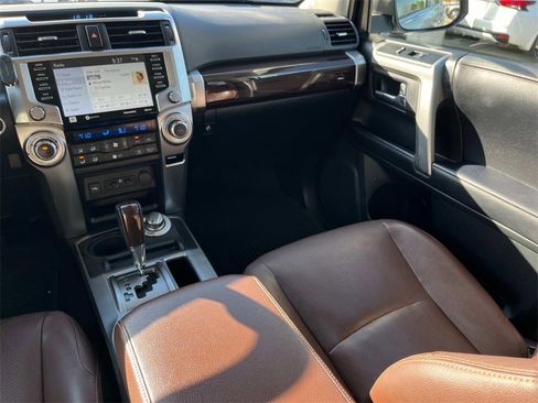 Used 2021 Toyota 4Runner Limited image 20