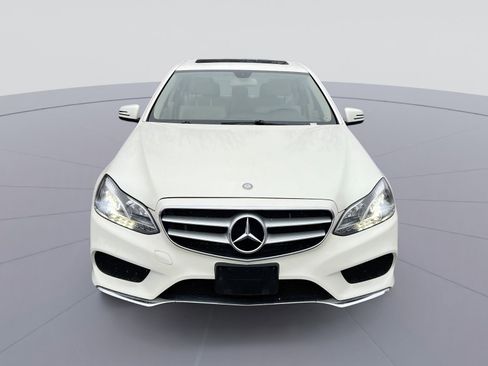 Used 2014 Mercedes-Benz E 350 4MATIC Sedan image 11