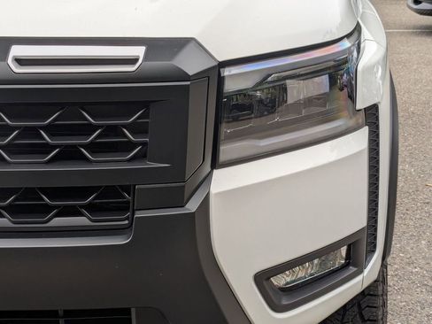 New 2026 Nissan Frontier PRO-4X w/ Pro-4x Convenience Package image 10