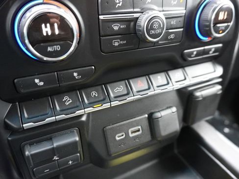 Used 2019 Chevrolet Silverado 1500 RST w/ All-Star Edition image 19