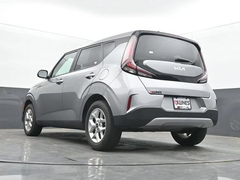 Used 2025 Kia Soul LX w/ LX Technology Package FWD image 46