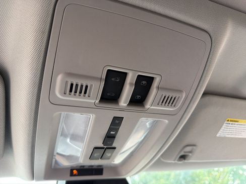 Used 2013 Cadillac SRX Luxury AWD/4WD image 21