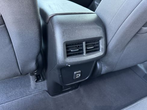 Certified 2020 Chevrolet Equinox LT image 16