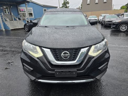 Used 2018 Nissan Rogue S AWD/4WD image 8