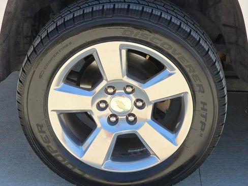 Used 2018 Chevrolet Tahoe LT w/ Texas Edition Package RWD image 33