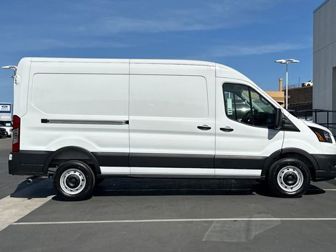 New 2026 Ford Transit 250 148 Medium Roof RWD image 2