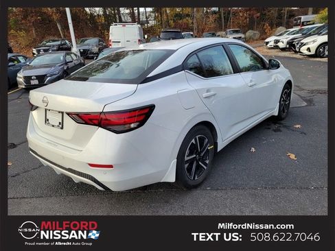 Certified 2025 Nissan Sentra SV w/ Trunk Package FWD image 5