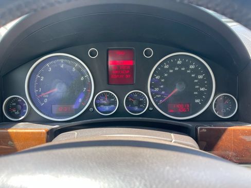 Used 2004 Volkswagen Touareg V8 AWD/4WD image 20