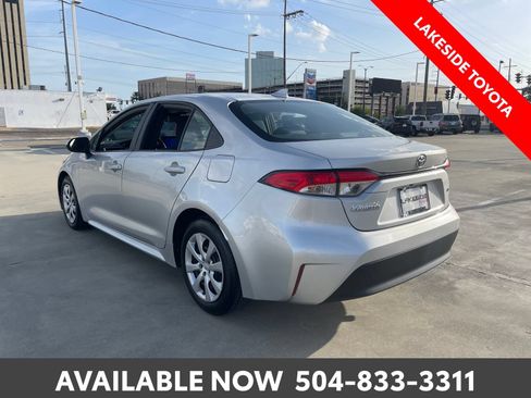 Used 2023 Toyota Corolla LE FWD image 3