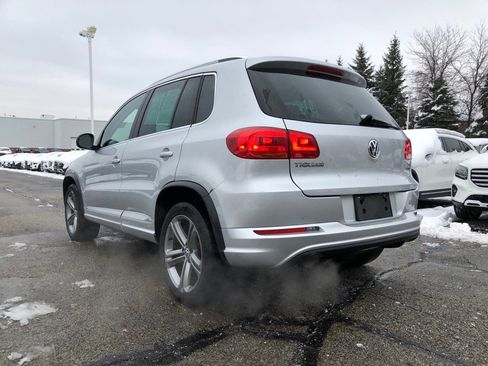 Used 2017 Volkswagen Tiguan Sport image 4