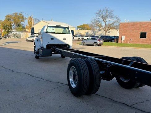 New 2026 Ford F650 2WD Regular Cab Super Duty image 5