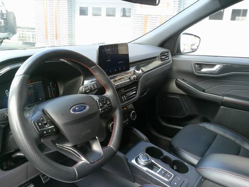 Used 2024 Ford Escape ST-Line image 22