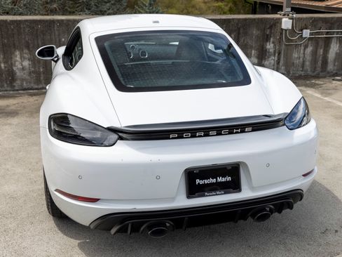 Used 2021 Porsche 718 Cayman GTS RWD image 23