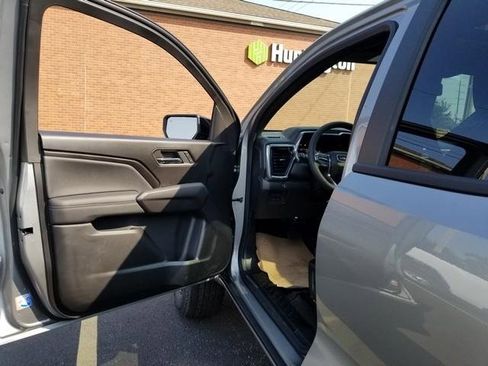 New 2026 GMC Canyon Elevation w/ Convenience Package image 6