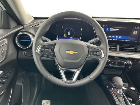 New 2026 Chevrolet Trax LT w/ Driver Confidence Package FWD image 13