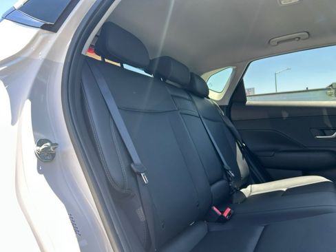 Used 2024 Hyundai Kona Limited FWD image 47