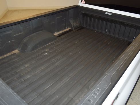 Used 2024 Chevrolet Silverado 2500 LT w/ Convenience Package AWD/4WD image 12