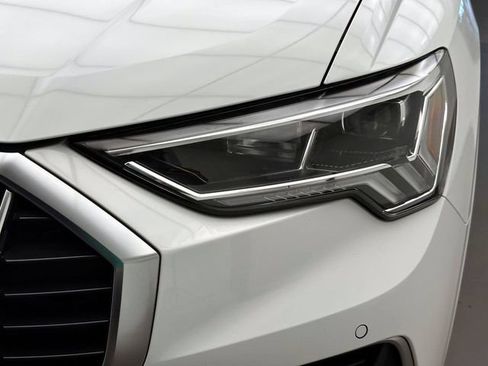 Certified 2023 Audi Q3 2.0T Premium w/ Convenience Package AWD/4WD image 7