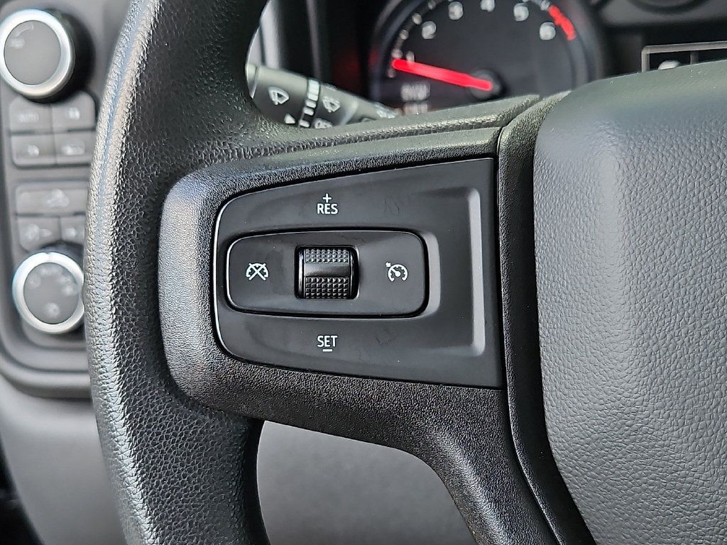 Used 2021 Chevrolet Silverado 1500 Custom AWD/4WD image 21
