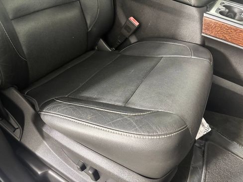Used 2018 GMC Sierra 1500 SLT w/ SLT Premium Package AWD/4WD image 29