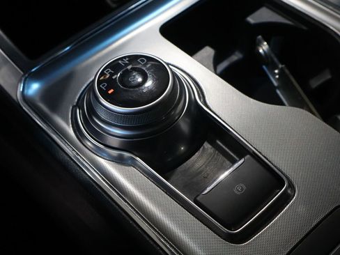 Used 2023 Ford Edge Titanium image 28