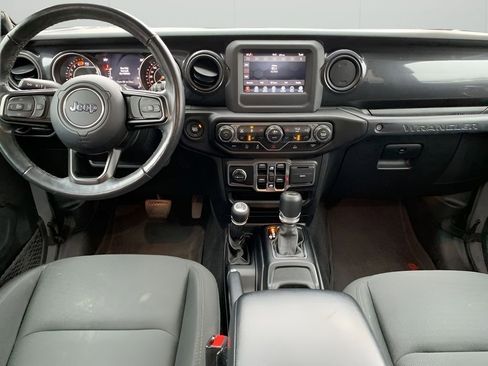 Used 2021 Jeep Wrangler Unlimited Sport image 15