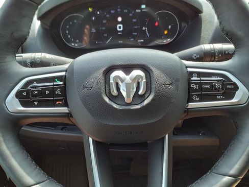 New 2024 RAM ProMaster 3500 w/ Premium Convenience Group image 14