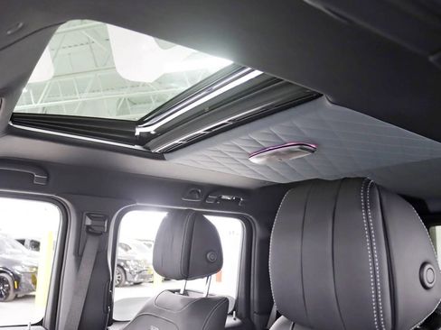 Used 2025 Mercedes-Benz G 63 AMG 4MATIC image 22
