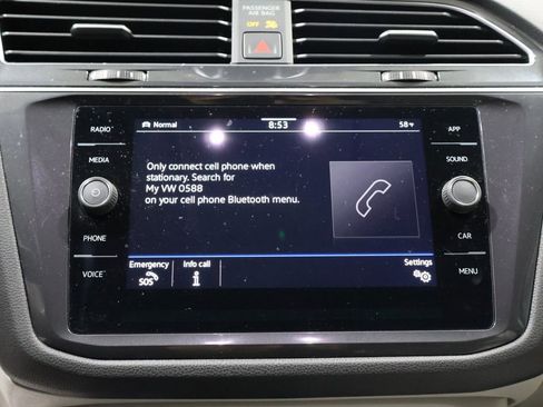 Used 2022 Volkswagen Tiguan SE image 24