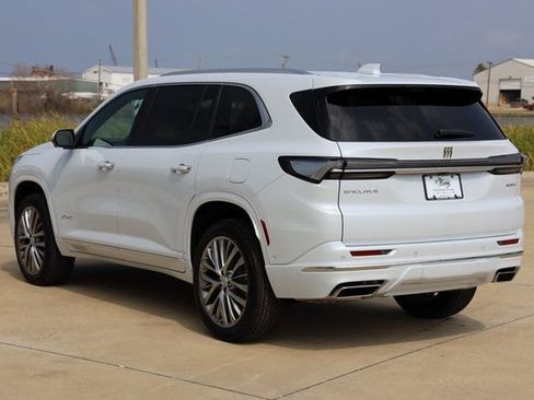 New 2026 Buick Enclave Avenir w/ Super Cruise Package image 6