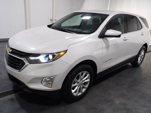 Used 2019 Chevrolet Equinox LT FWD image 4
