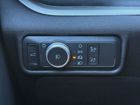 Certified 2022 Ford Explorer XLT w/ Equipment Group 202A image 26