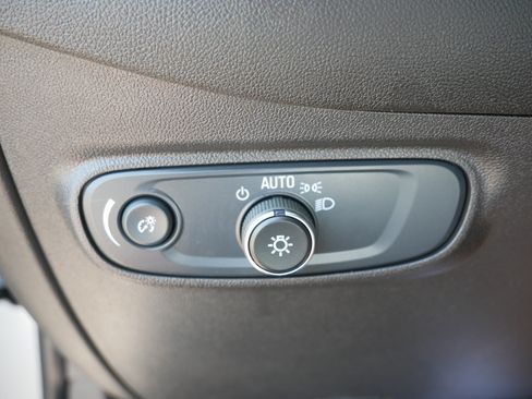 Used 2024 Chevrolet Equinox LT AWD/4WD image 26