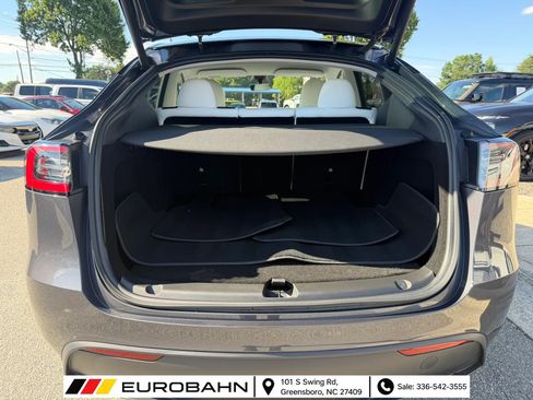 Used 2023 Tesla Model Y Long Range AWD/4WD image 29