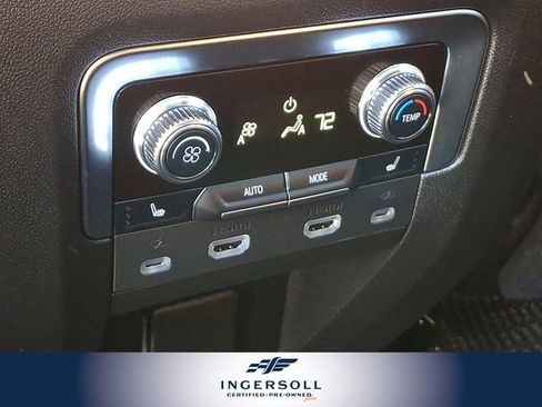 Used 2023 GMC Yukon Denali Ultimate image 14