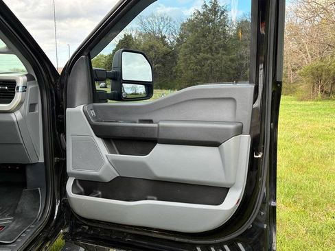 Used 2024 Ford F550 4x4 Regular Cab Super Duty image 20