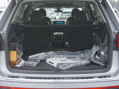 New 2026 Volkswagen Atlas SEL image 5