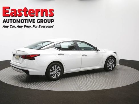 Used 2022 Nissan Altima 2.5 S FWD image 40