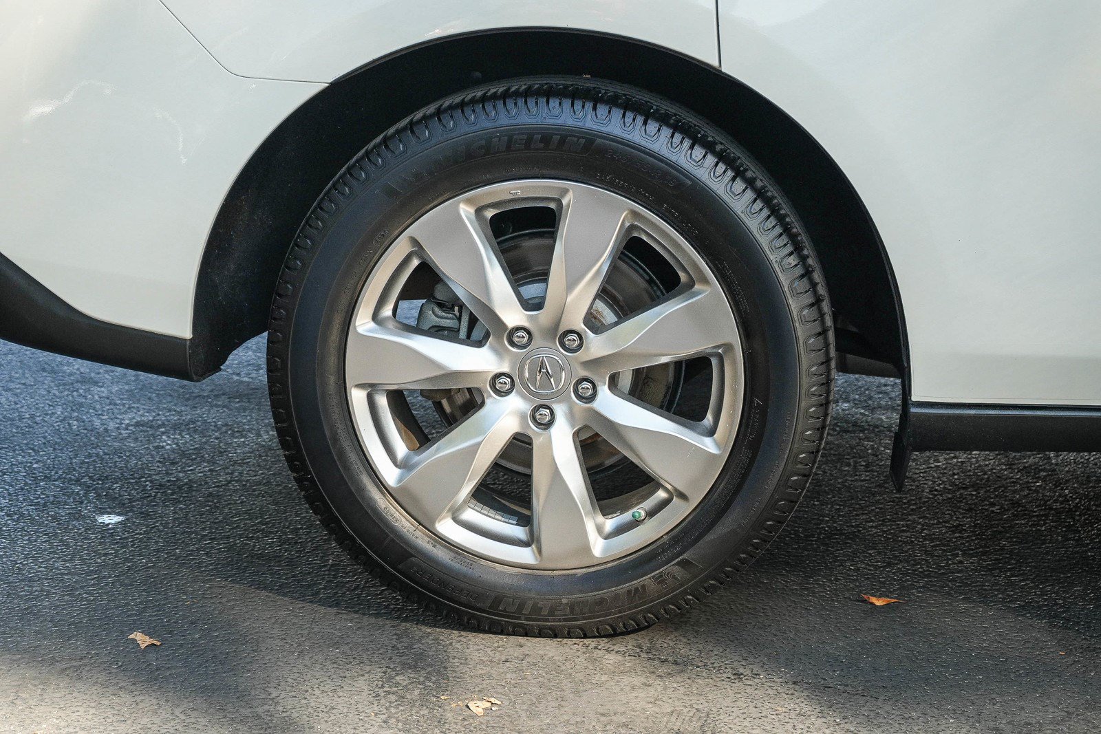 Used 2016 Acura MDX SH-AWD image 11
