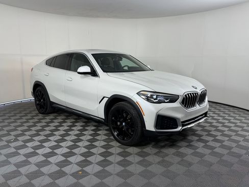 Certified 2023 BMW X6 xDrive40i w/ Premium Package AWD/4WD image 7